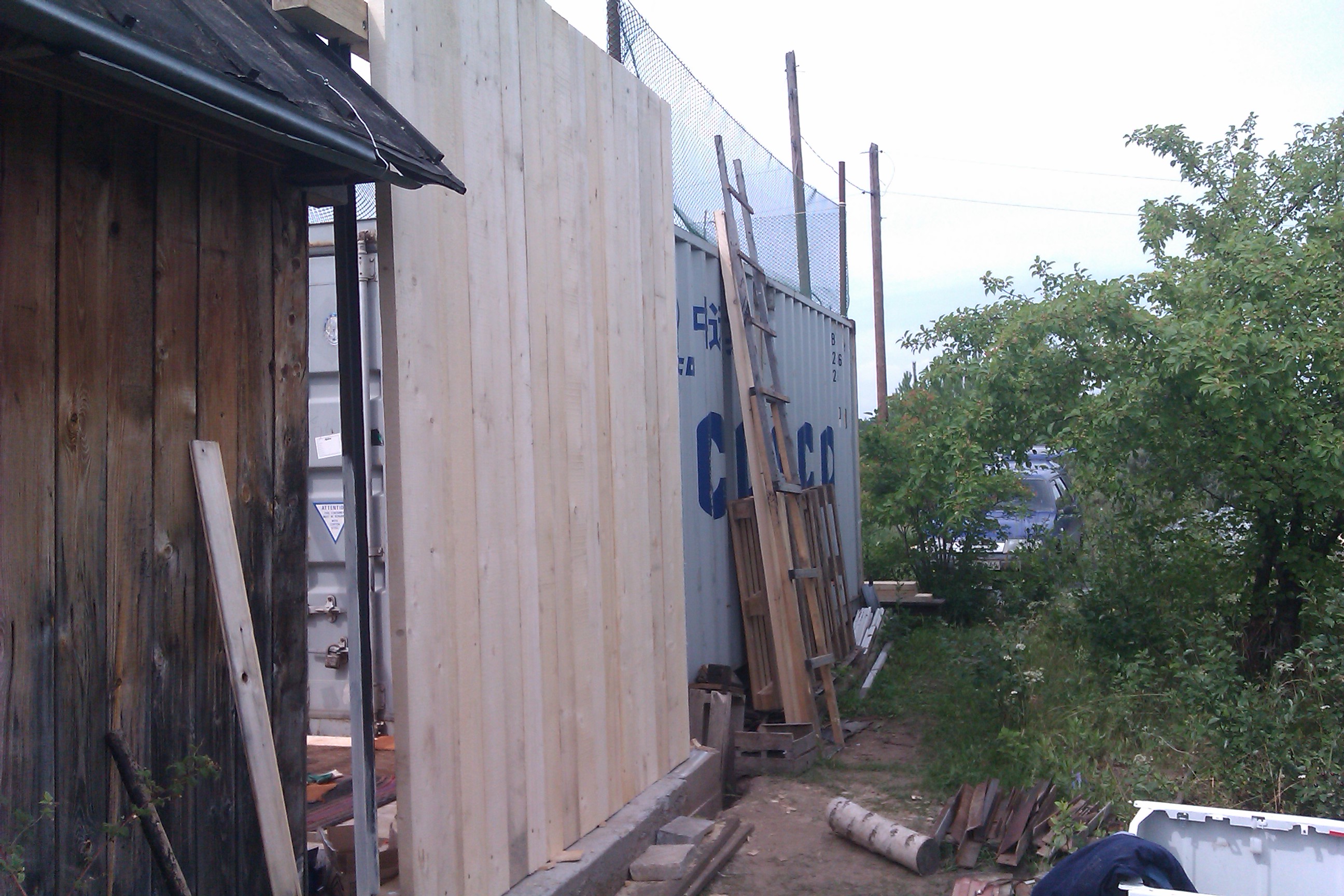 House from the container in the garden